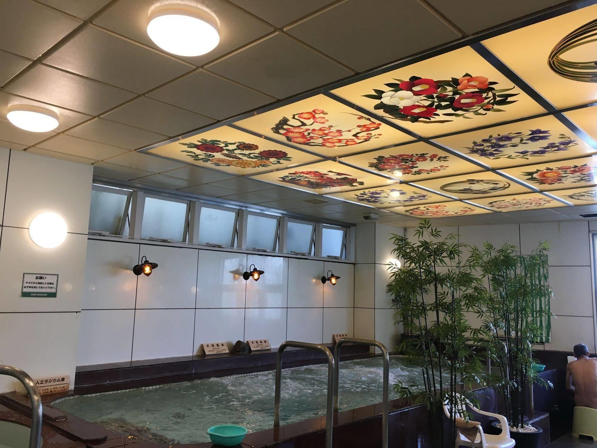 Ueno Station Hostel Oriental Ⅲ Tokyo Esterno foto